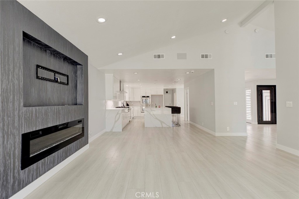 9450 Tampa Property Photo 18