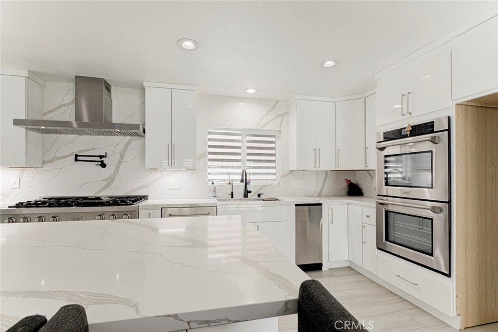 9450 Tampa Property Photo 24