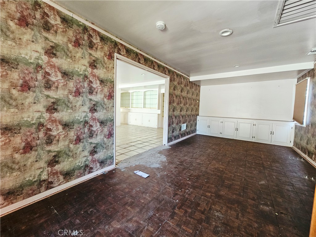 186 5th Avenue Property Photo 6
