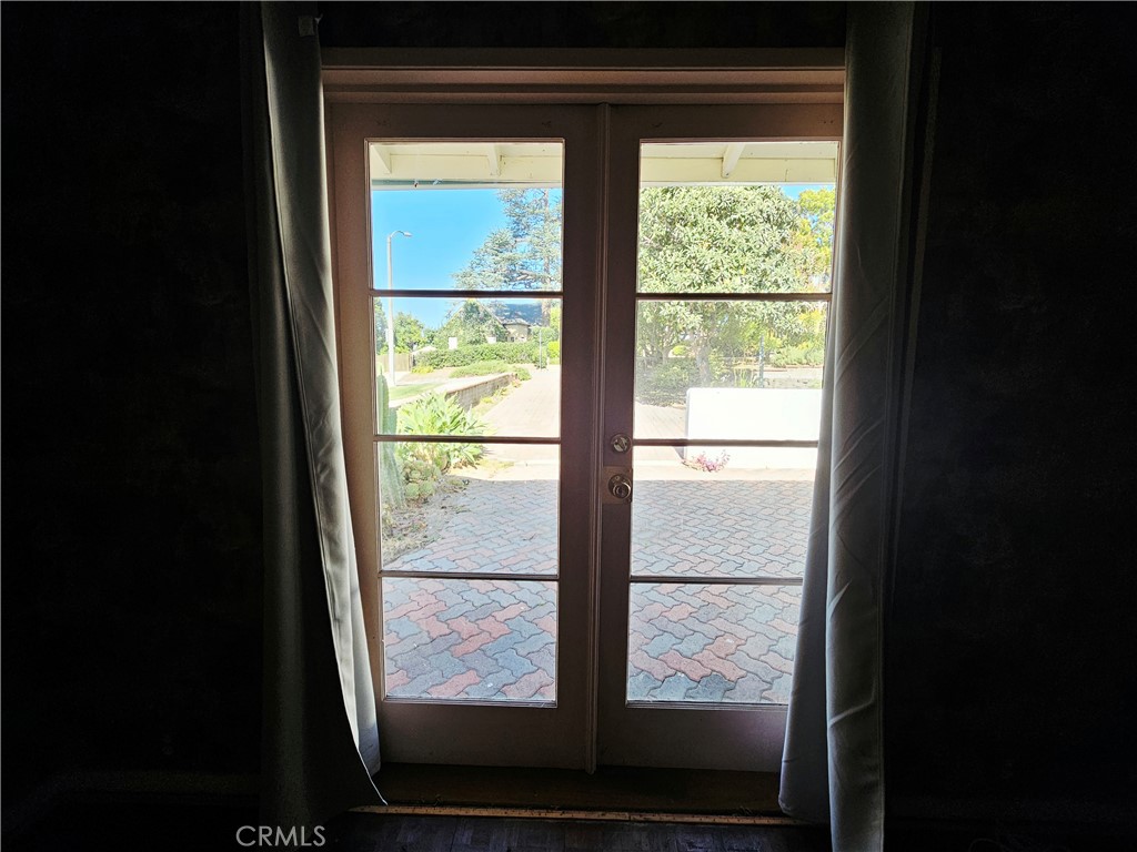 186 5th Avenue Property Photo 9