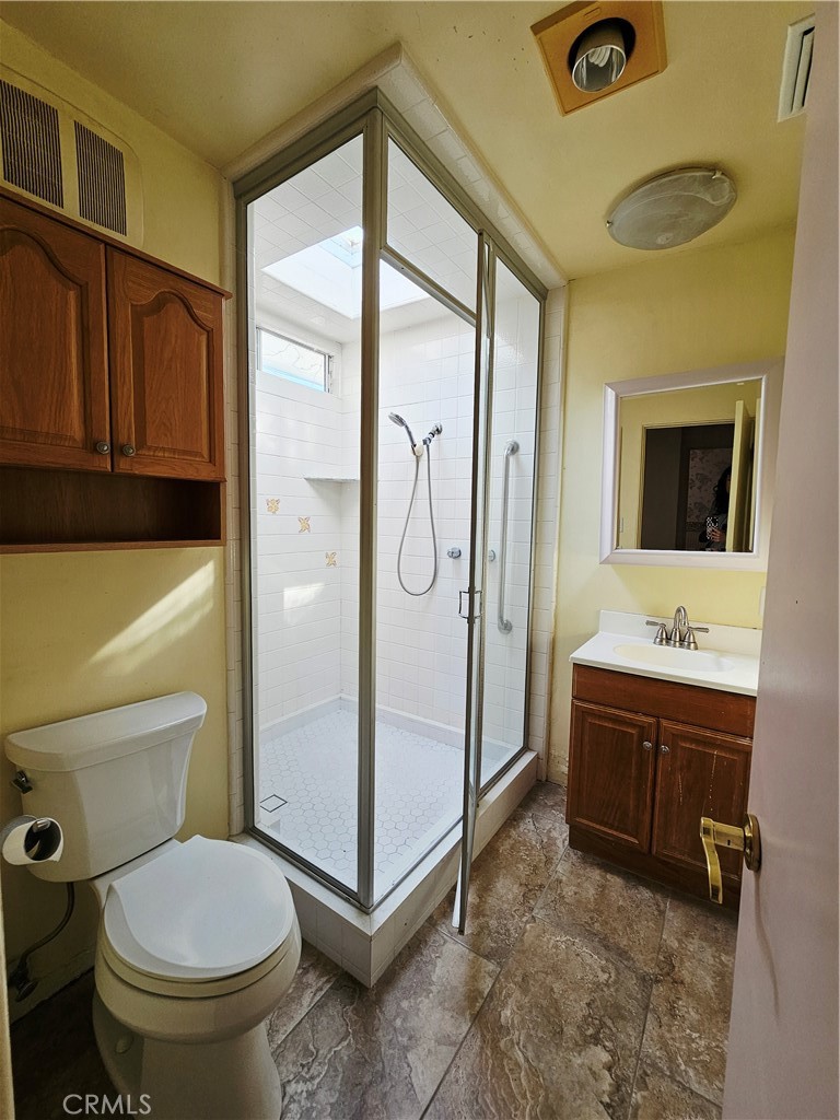 186 5th Avenue Property Photo 21
