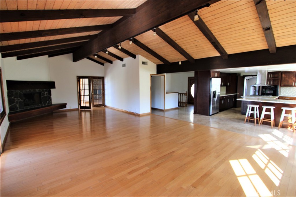 3694 Berwick Drive Property Photo 2