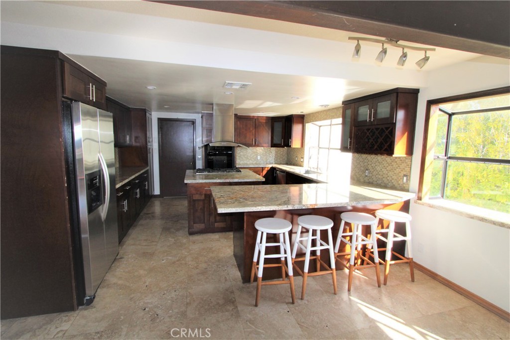 3694 Berwick Drive Property Photo 4