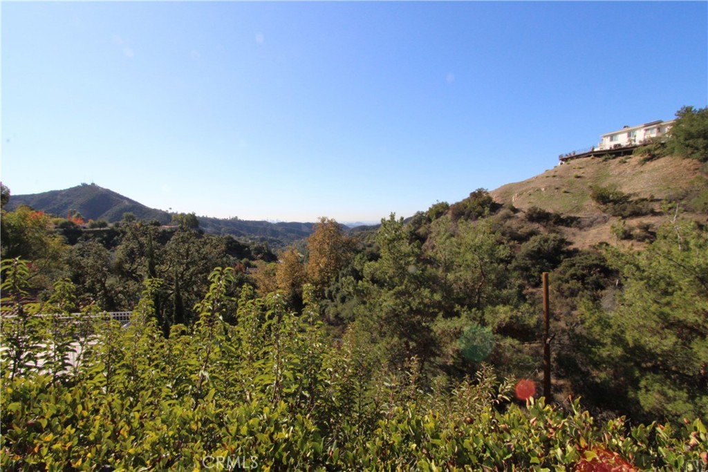3694 Berwick Drive Property Photo 23