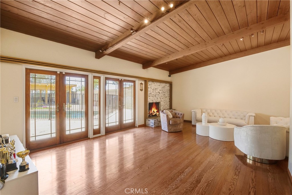 10768 Wheatland Property Photo 11