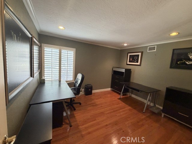 1021 Wolverton Property Photo 32
