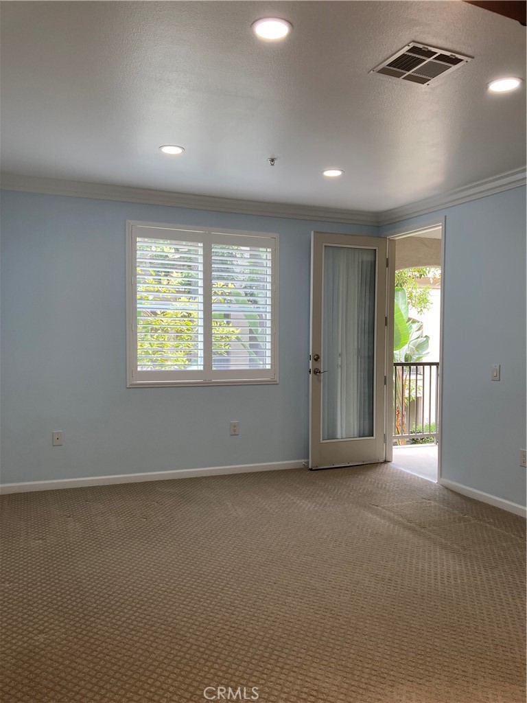 1229 Scholarship Property Photo 6