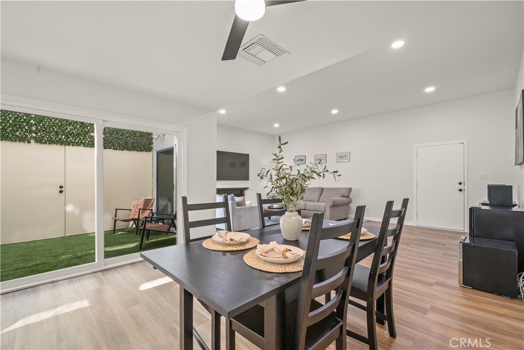 308 1/2 Commonwealth Avenue Property Photo 11