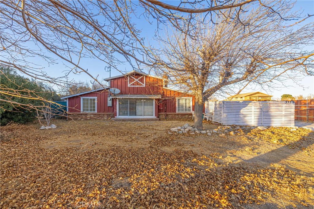 3339 E Avenue S Property Photo 4