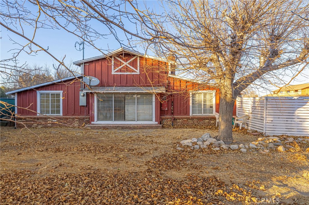 3339 E Avenue S Property Photo 5
