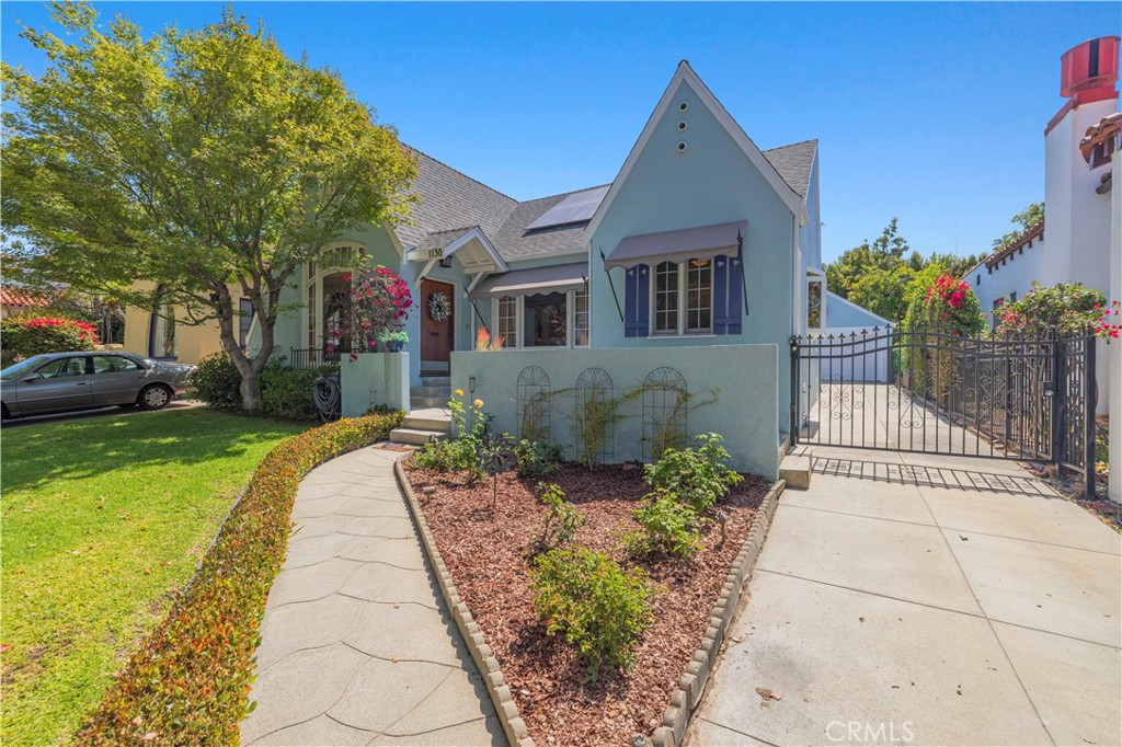 1130 Geneva Property Photo 2