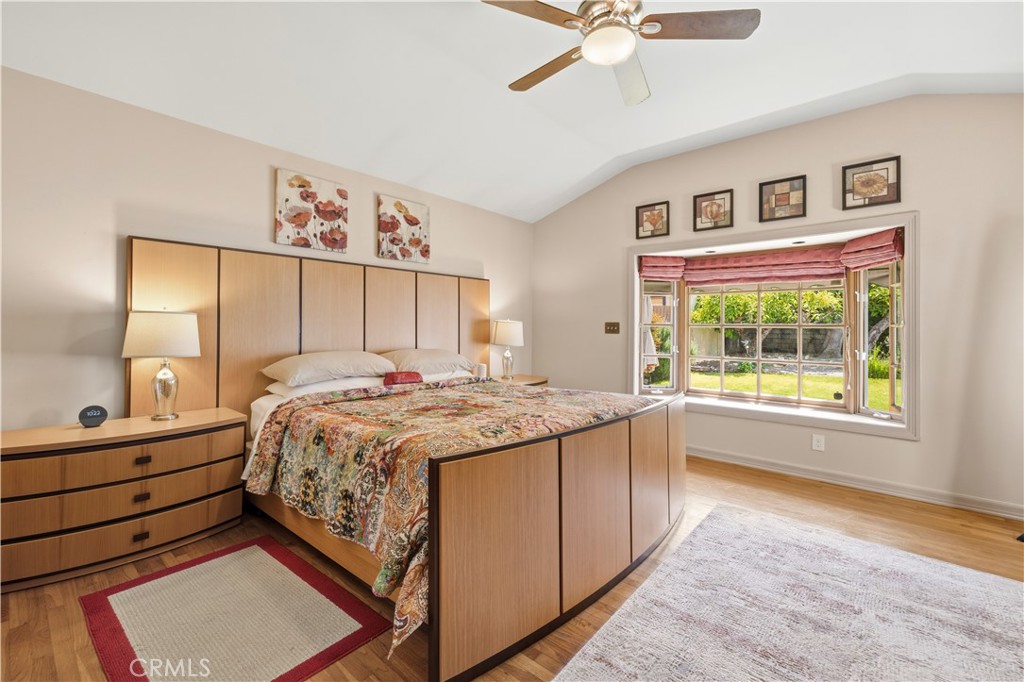 1130 Geneva Property Photo 27