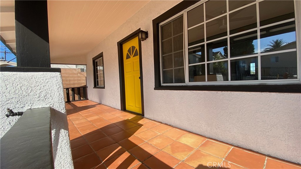 728 S Fresno Property Photo 2