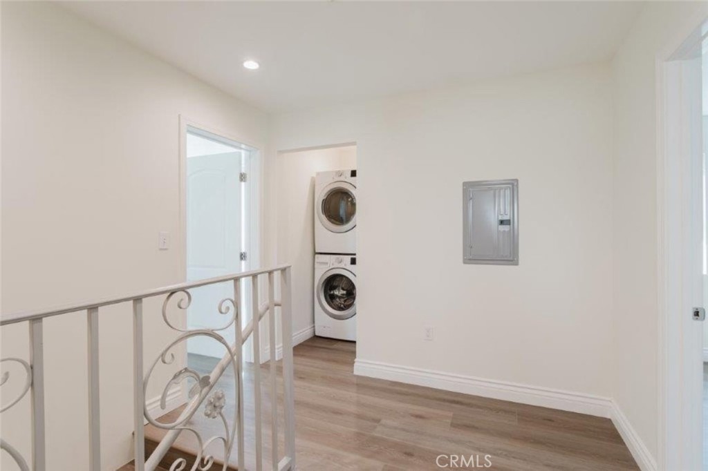 1909 Gardena Avenue Property Photo 25