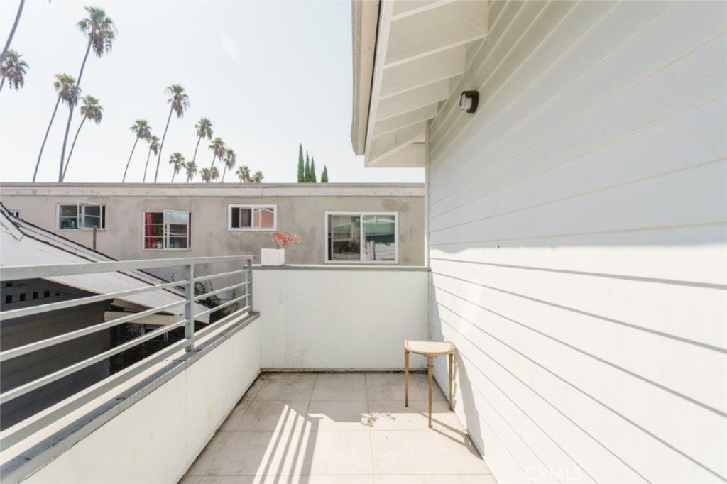1909 Gardena Avenue Property Photo 45