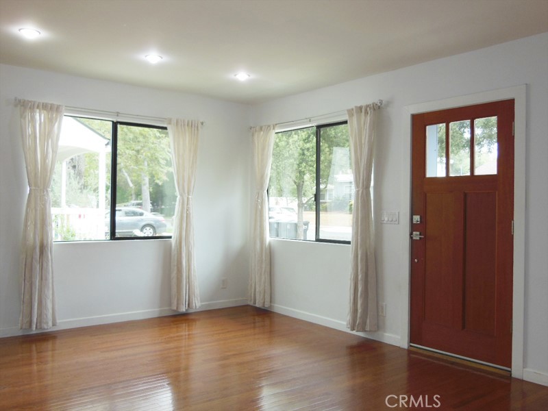 1742 El Rito Property Photo 4