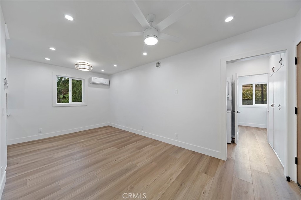 2618 Glendale Property Photo 18