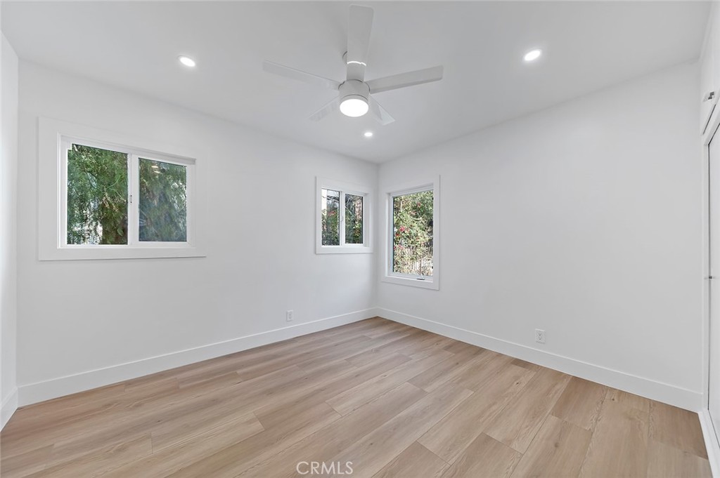 2618 Glendale Property Photo 33