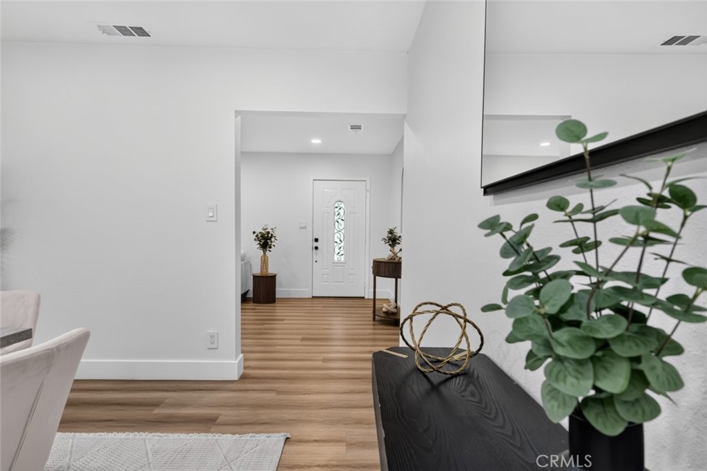 7907 Satsuma Property Photo 11