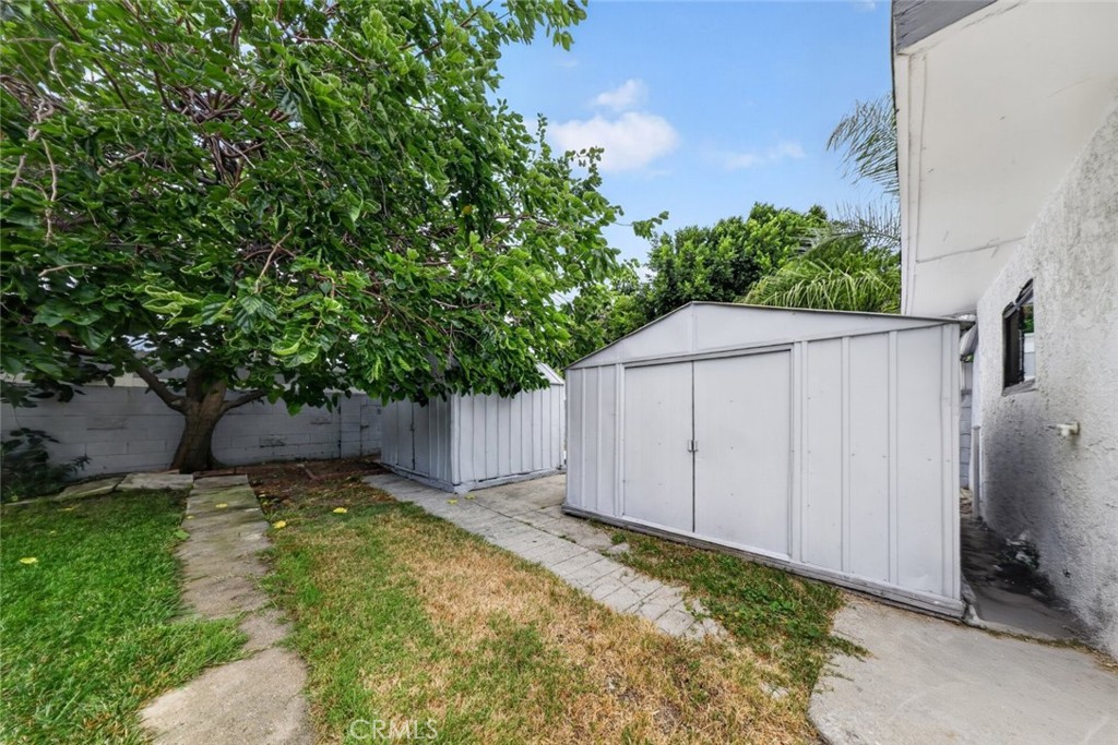 7907 Satsuma Property Photo 35