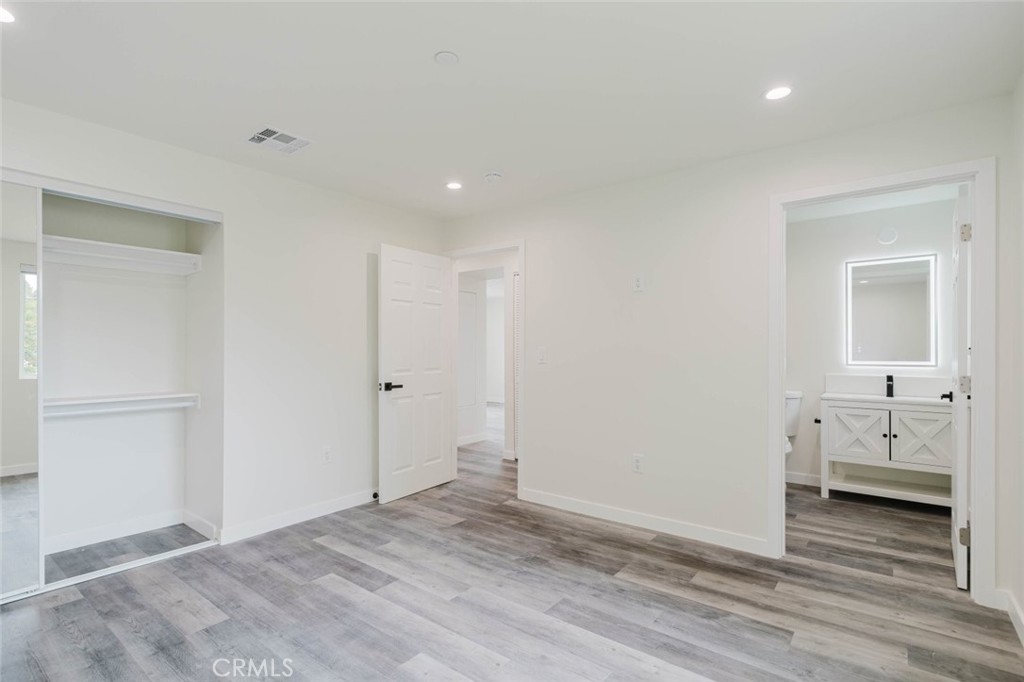 7732 Etiwanda 1/2 Property Photo 13