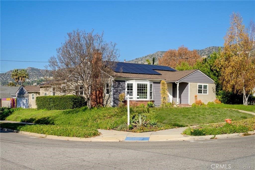 505 Cambridge Drive Property Photo 1