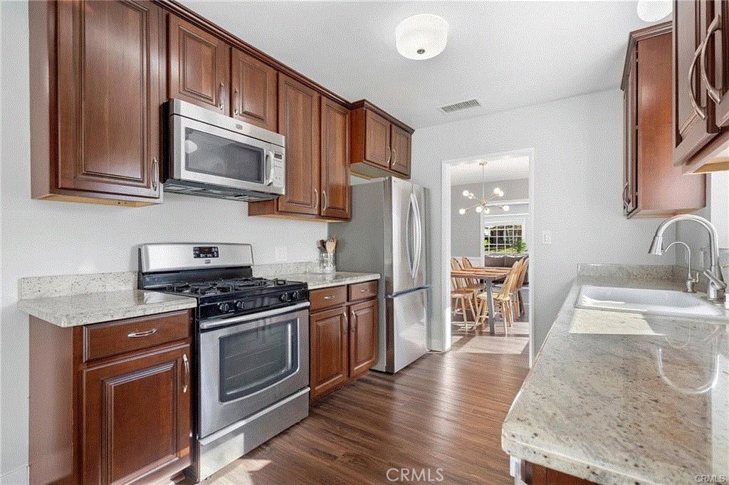505 Cambridge Drive Property Photo 9