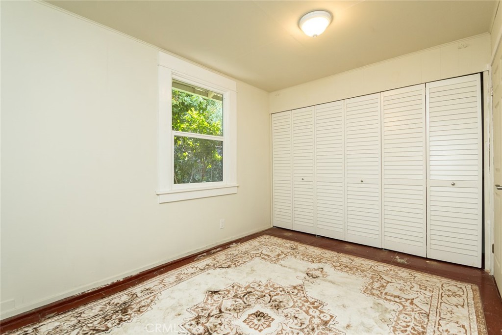 316 W Kenneth Road Property Photo 14