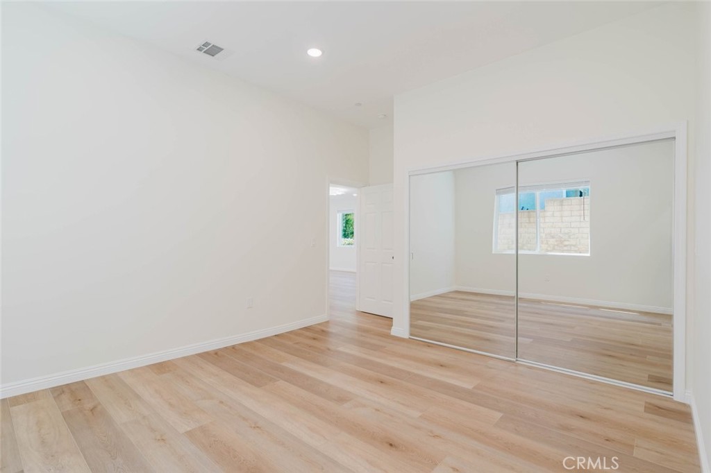 1079 E Elmwood Property Photo 25