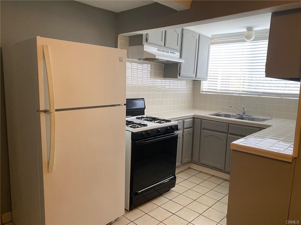1265 Oakridge Drive A Property Photo 11