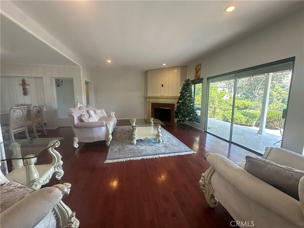 1201 Imperial Property Photo 4