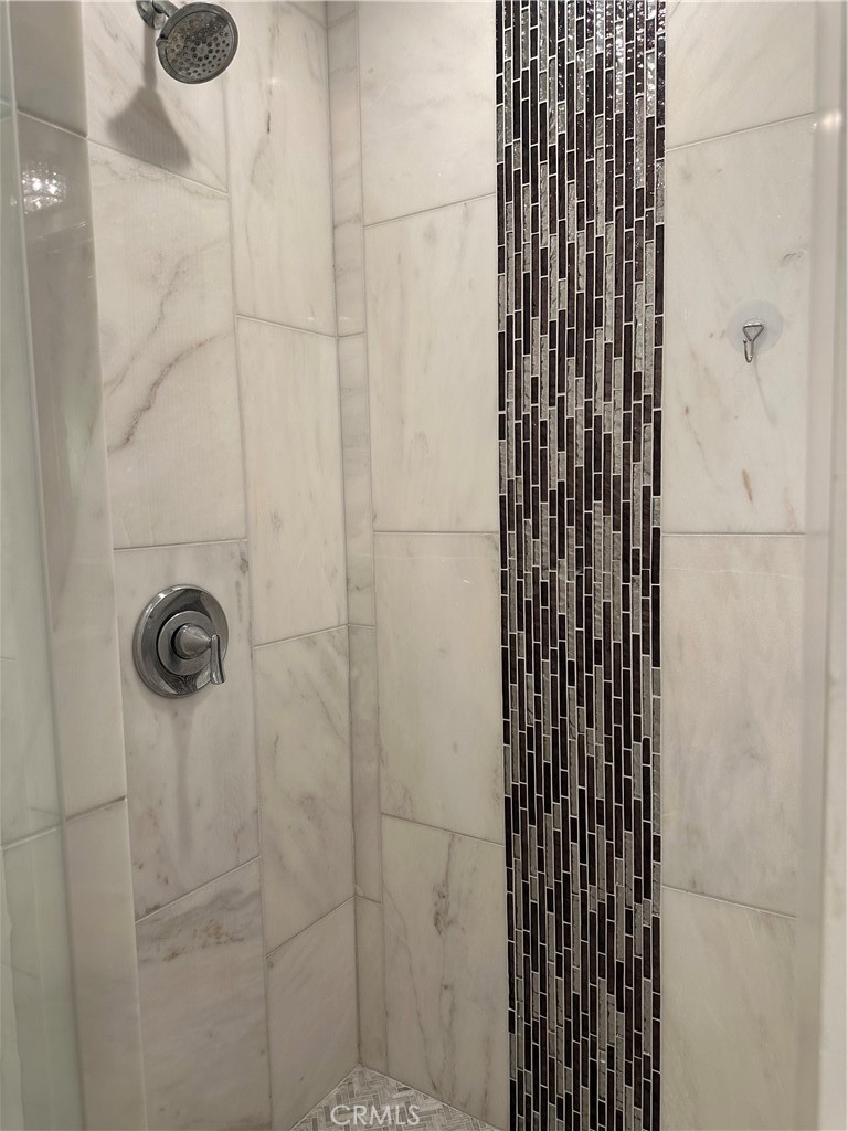 1201 Imperial Property Photo 31