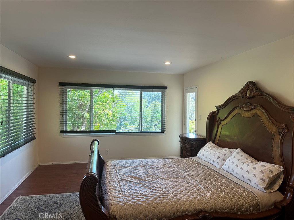 1201 Imperial Property Photo 32