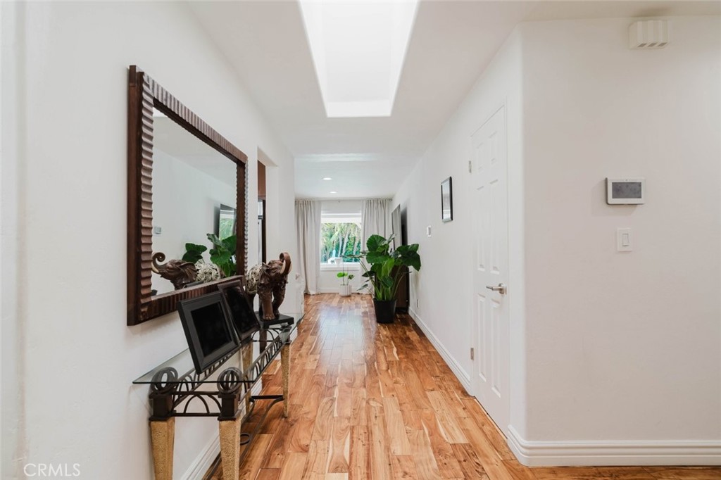 19240 Knapp Street Property Photo 6