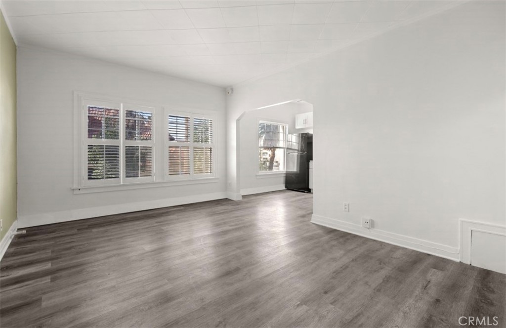2121 James M Wood Boulevard 221 Property Photo 3