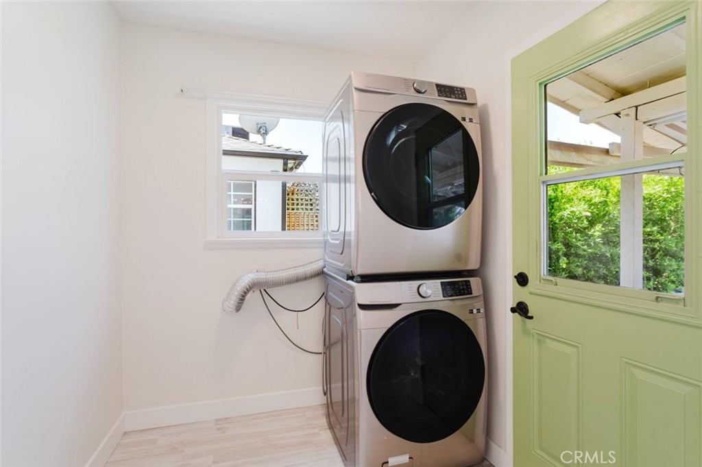 10423 -10425 Mcclemont Avenue Property Photo 37