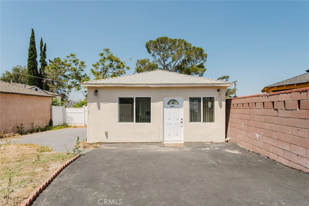 10423 -10425 Mcclemont Avenue Property Photo 42