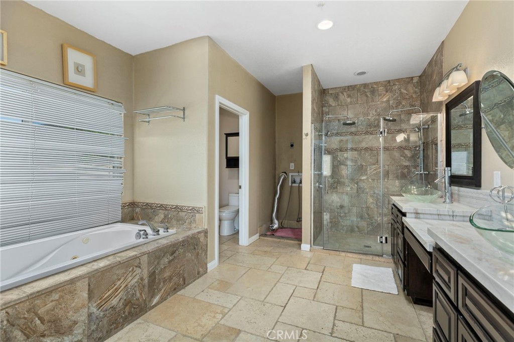 24384 Rutherford Property Photo 16