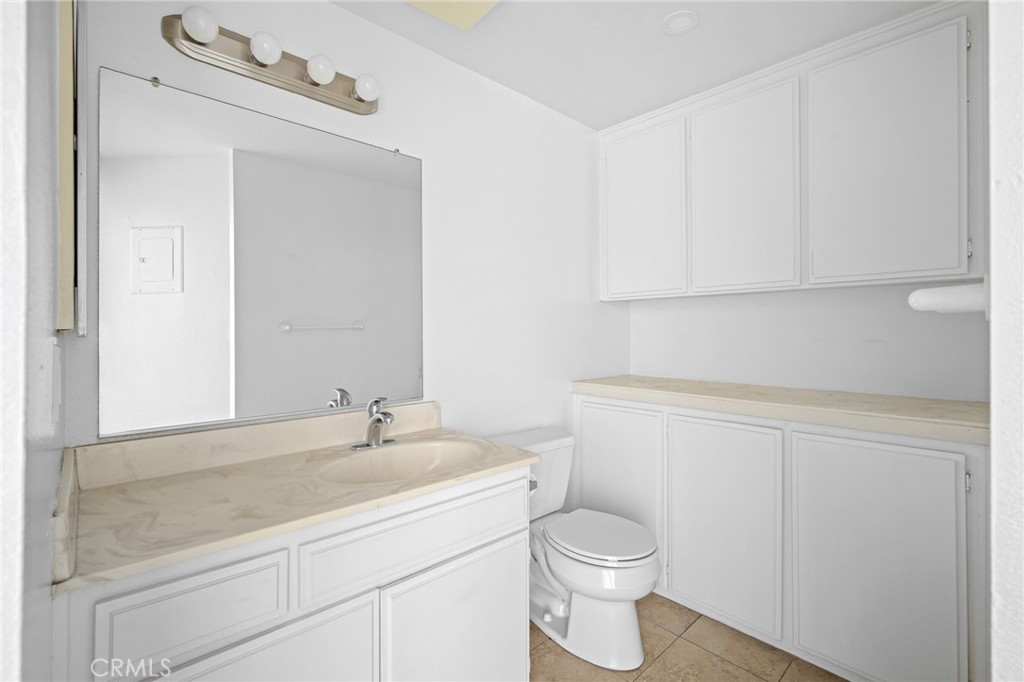 6406 Denny Avenue 5 Property Photo 11