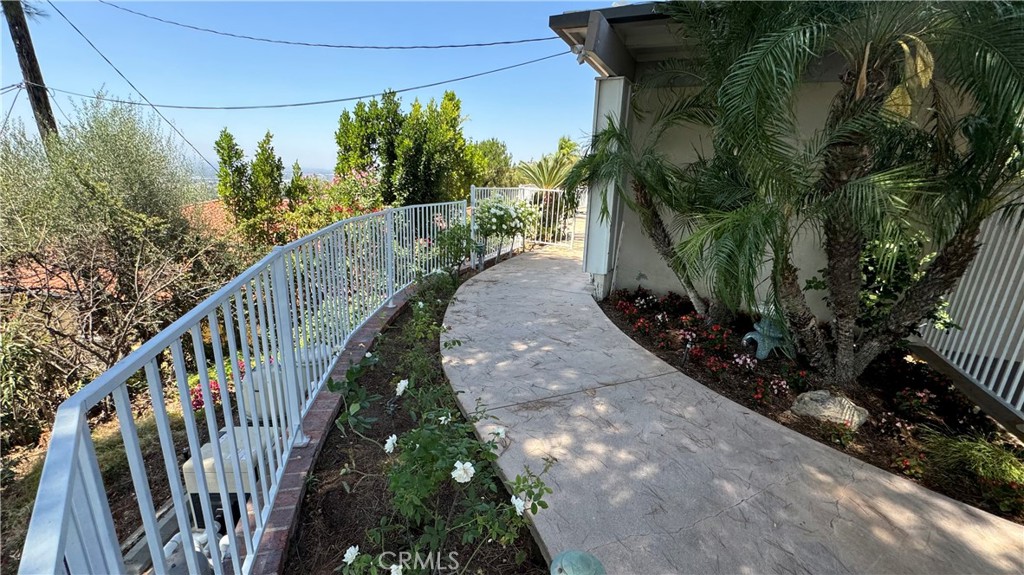 1345 Paseo Redondo Property Photo 21