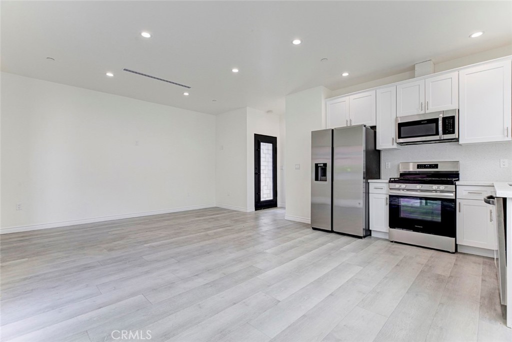 7858 Kyle Property Photo 1