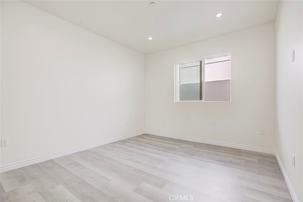 7858 Kyle Property Photo 15