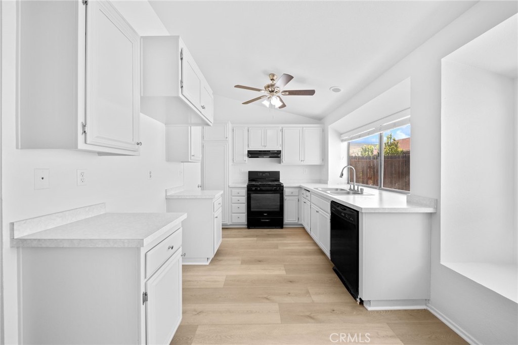 42 Whirlaway Property Photo 14