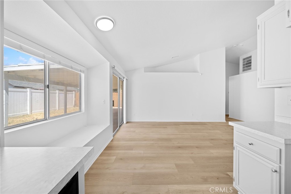 42 Whirlaway Property Photo 16