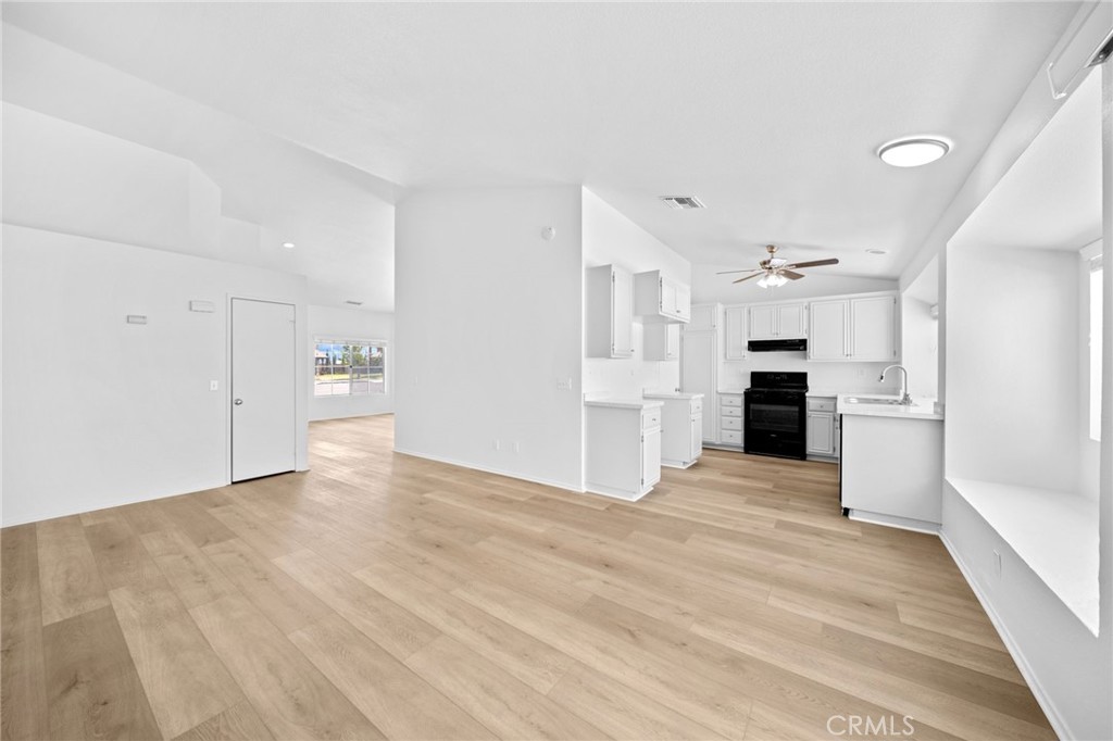 42 Whirlaway Property Photo 18