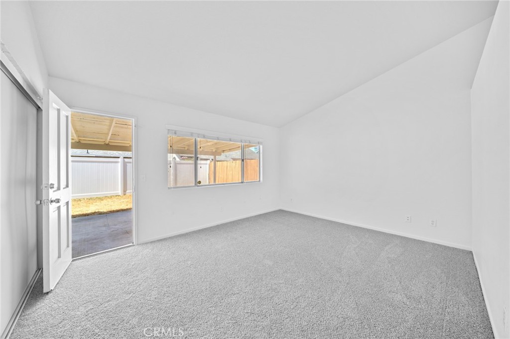 42 Whirlaway Property Photo 24
