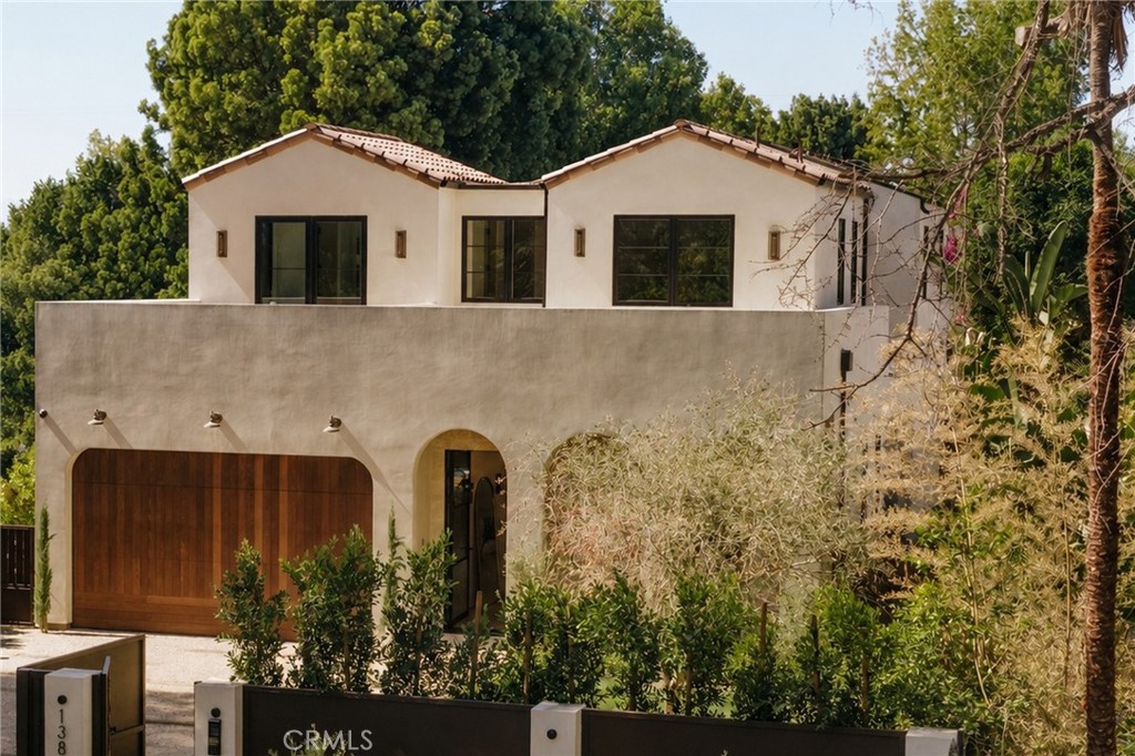 13853 Chandler Property Photo 1