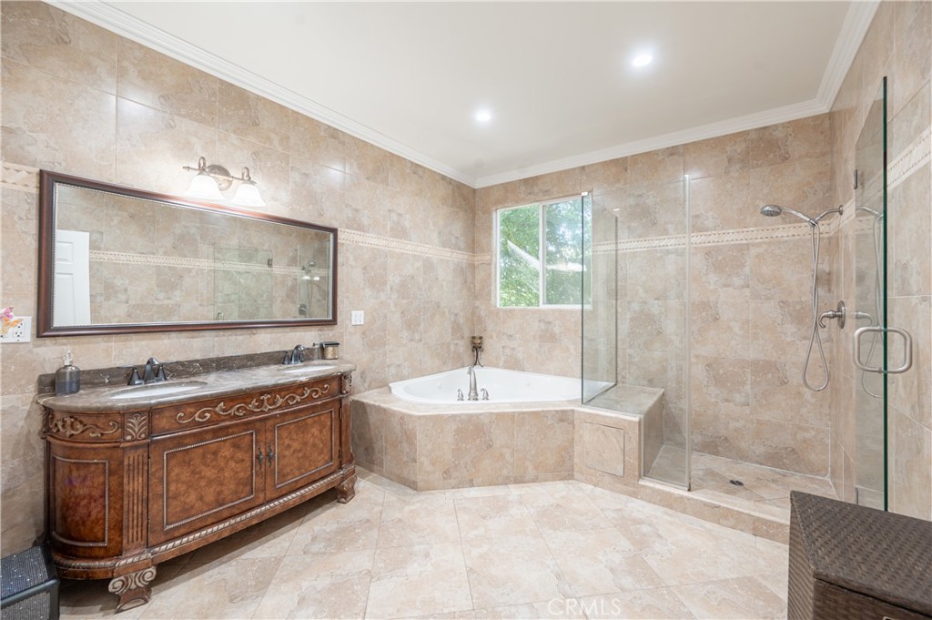 6973 Varna Avenue Property Photo 23