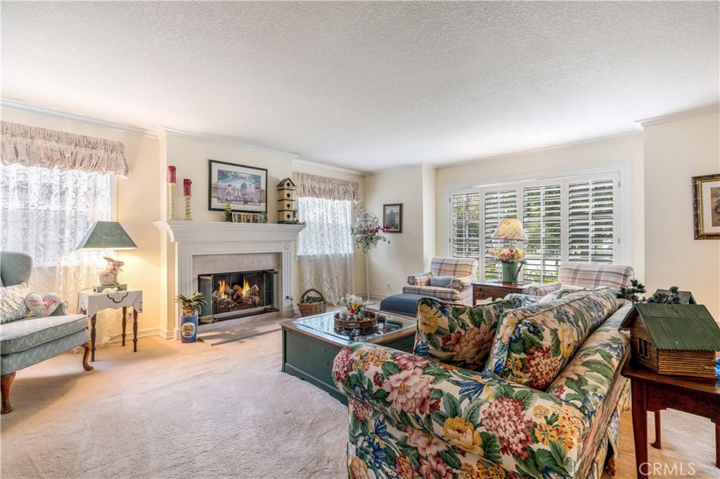 1714 Riverside Property Photo 9