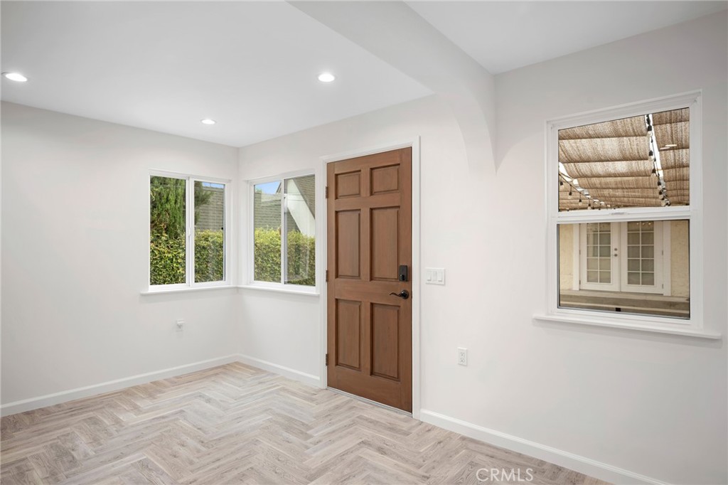 1560 Ridgeway Drive Property Photo 28